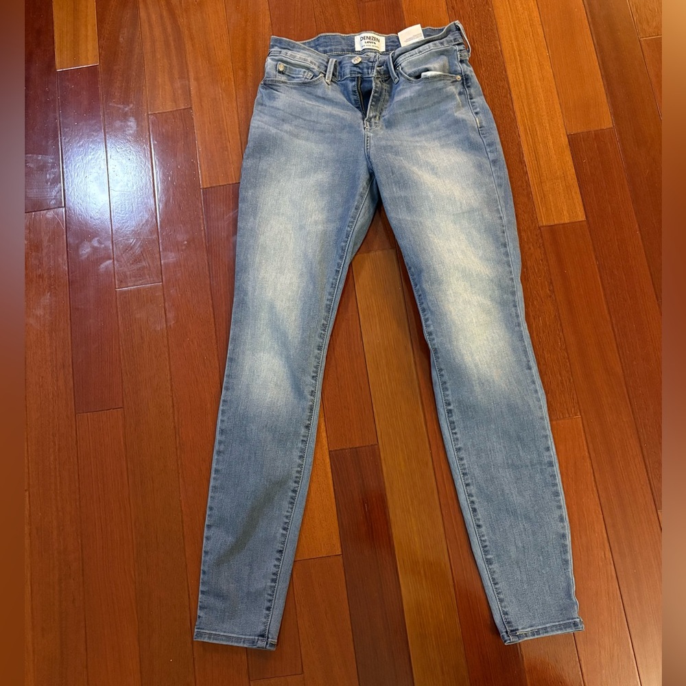 Levi's Denizen Light Blue Women's Skinny Jeans
